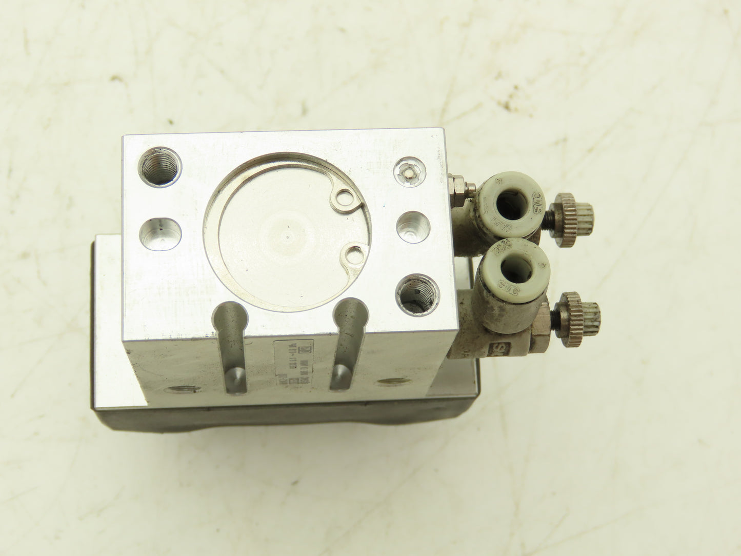 SMC MHK2-20D Pneumatic Parallel Air Gripper 25mm Bore Double Acting