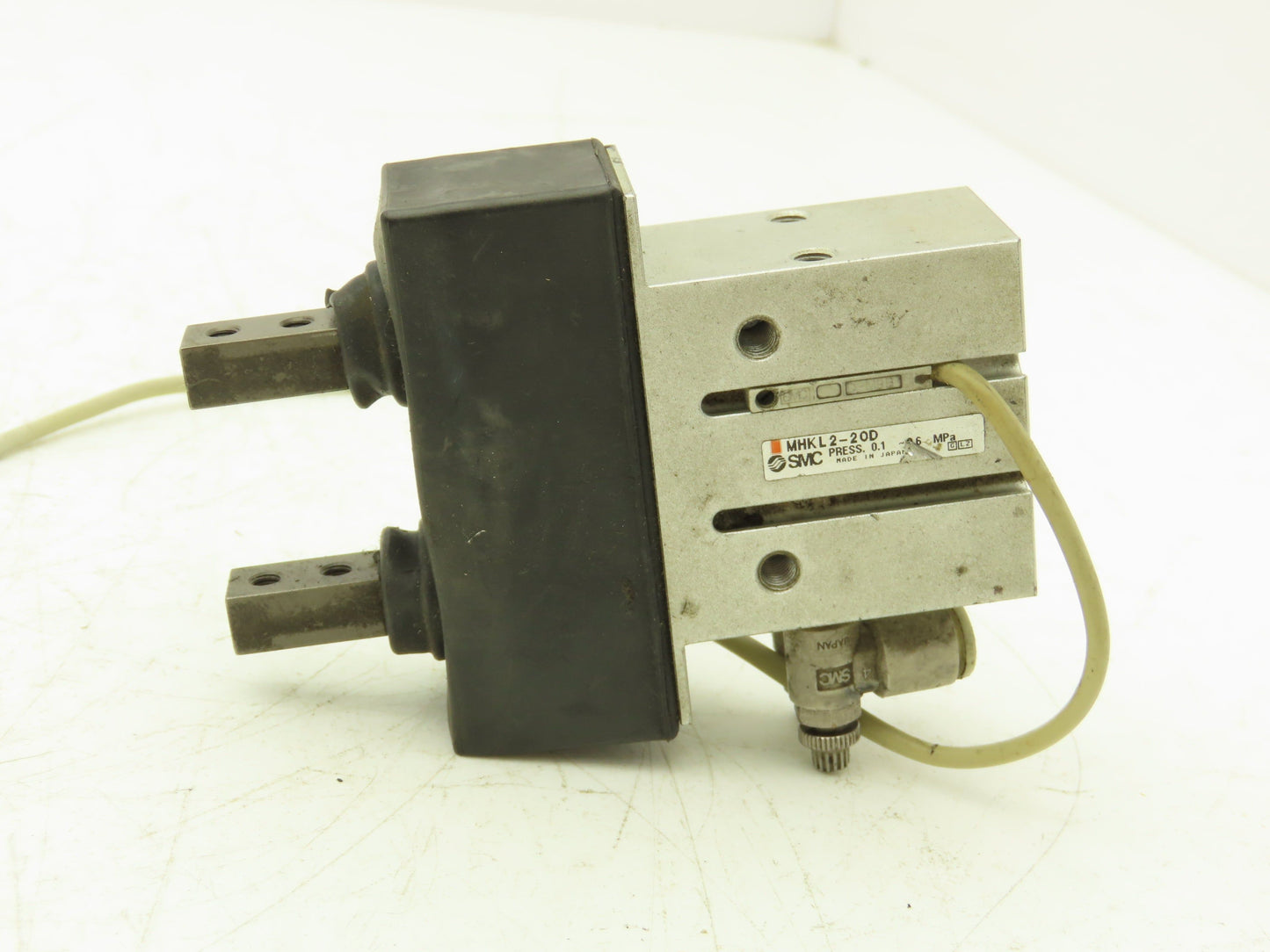 SMC MHKL2-20D Pneumatic Parallel Air Gripper 20mm Bore Double Acting Long Stroke