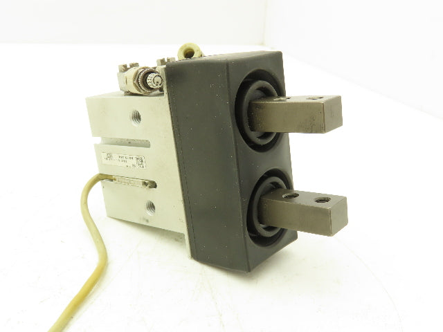 SMC MHK2-25D Pneumatic Parallel Air Gripper 25mm Bore Double Acting