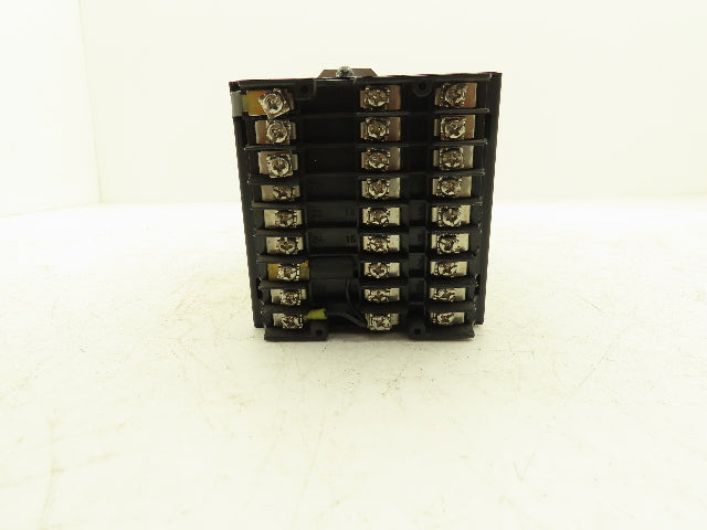 Honeywell DC330B-EE-000-12-000000-00-0 UDC3300 Digital Temperature Controller