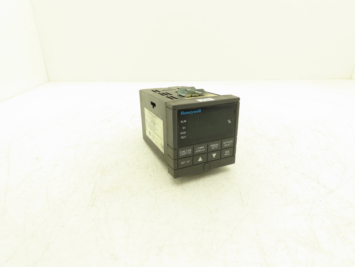 Honeywell DC330B-EE-000-12-000000-00-0 UDC3300 Digital Temperature Controller