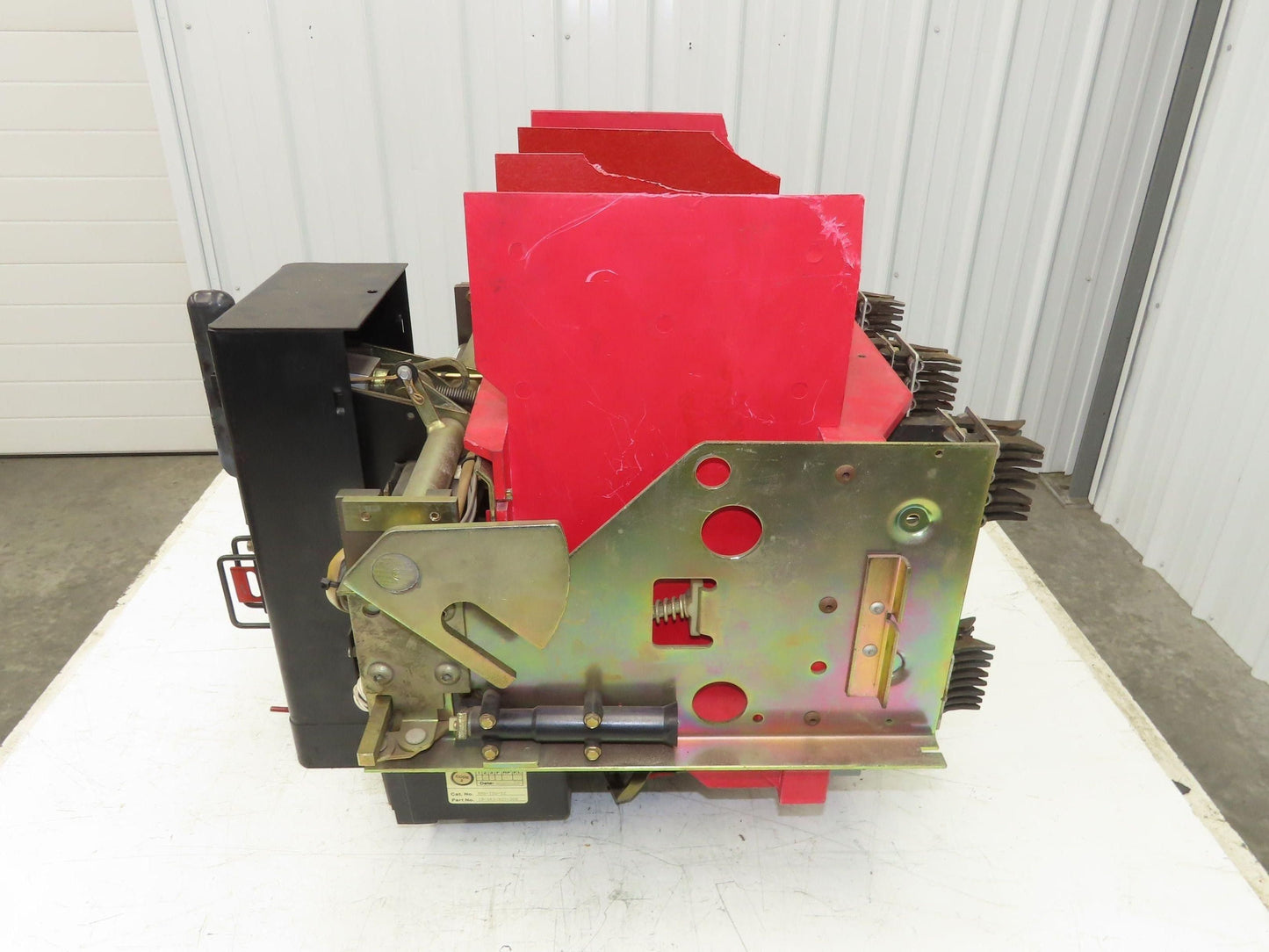 Siemens RL-2000 Air Circuit Breaker 600VAC 2000A Switchgear Static Trip III