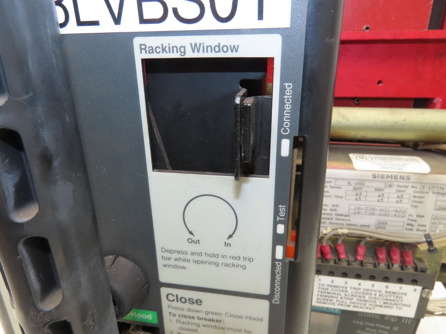 Siemens RL-2000 Air Circuit Breaker 600VAC 2000A Switchgear Static Trip III
