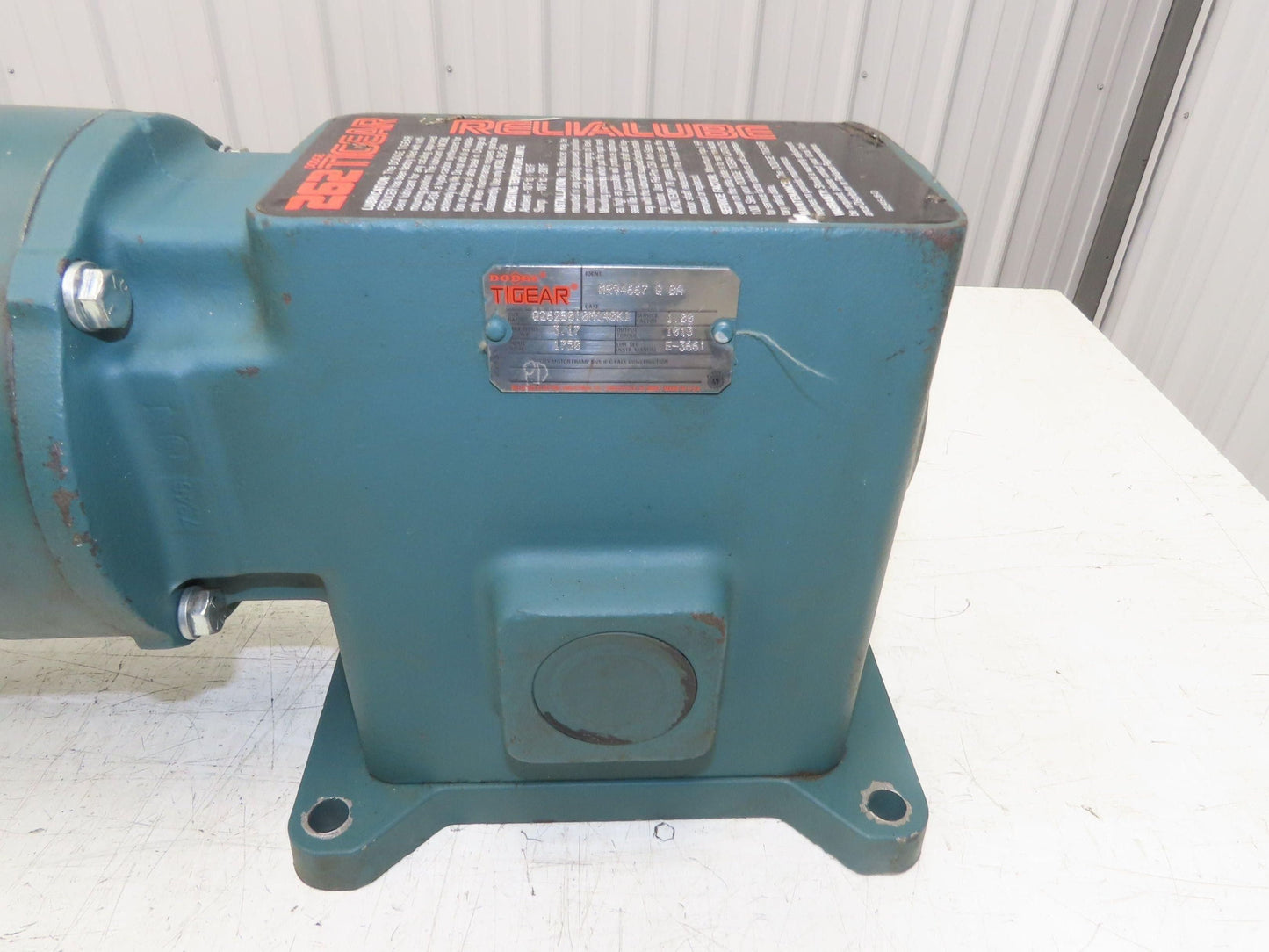 Leeson 121065.00 Gearmotor 2Hp 10:1 Tigear Reducer 174 RPM 230/460V 3PH LH 145TC