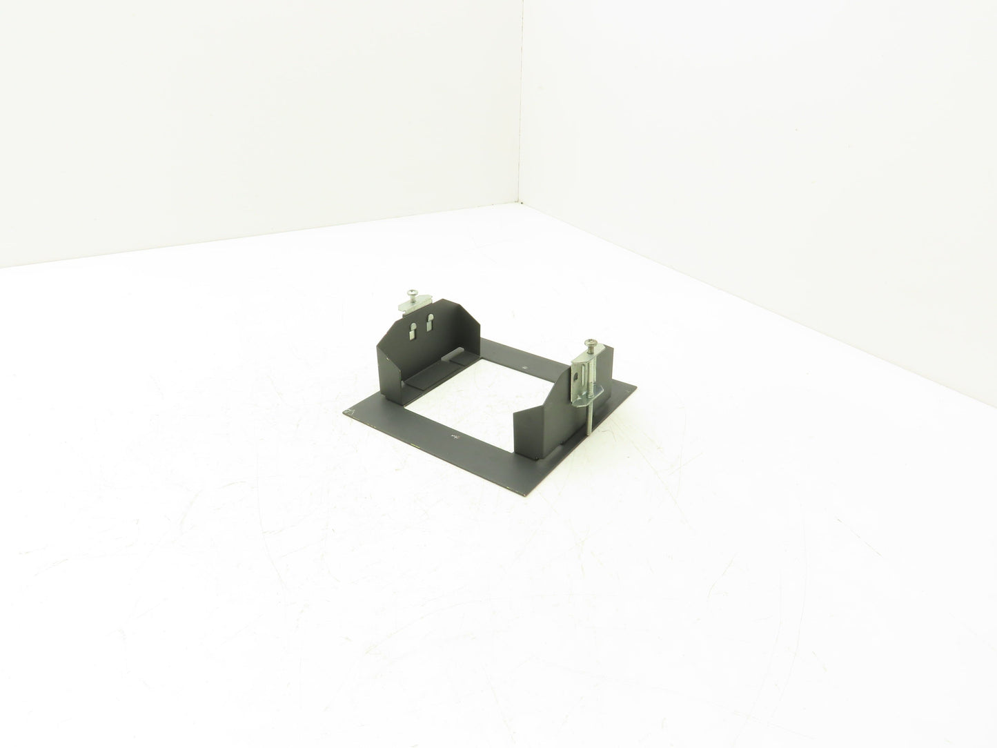 1/2 DIN to 1/4 DIN Adapter Mounting Plate 151mm x 151mm to 92mm x 92mm