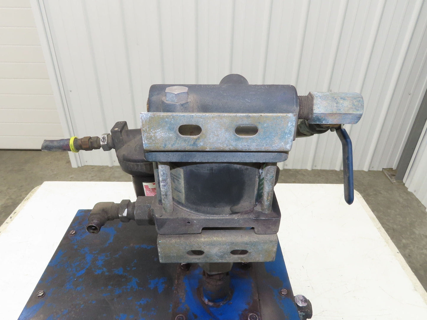 Haskel 4B-30 Pneumatic Air Powered Liquid/Oil Pump 5 Gal Hydraulic Power Unit