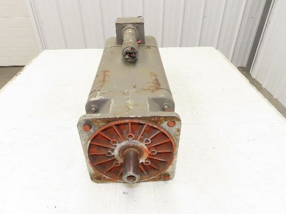 Cincinnati Milacron 1 HU3106-0AD01-Z Permanent Magnet DC Servo Motor IEC 100