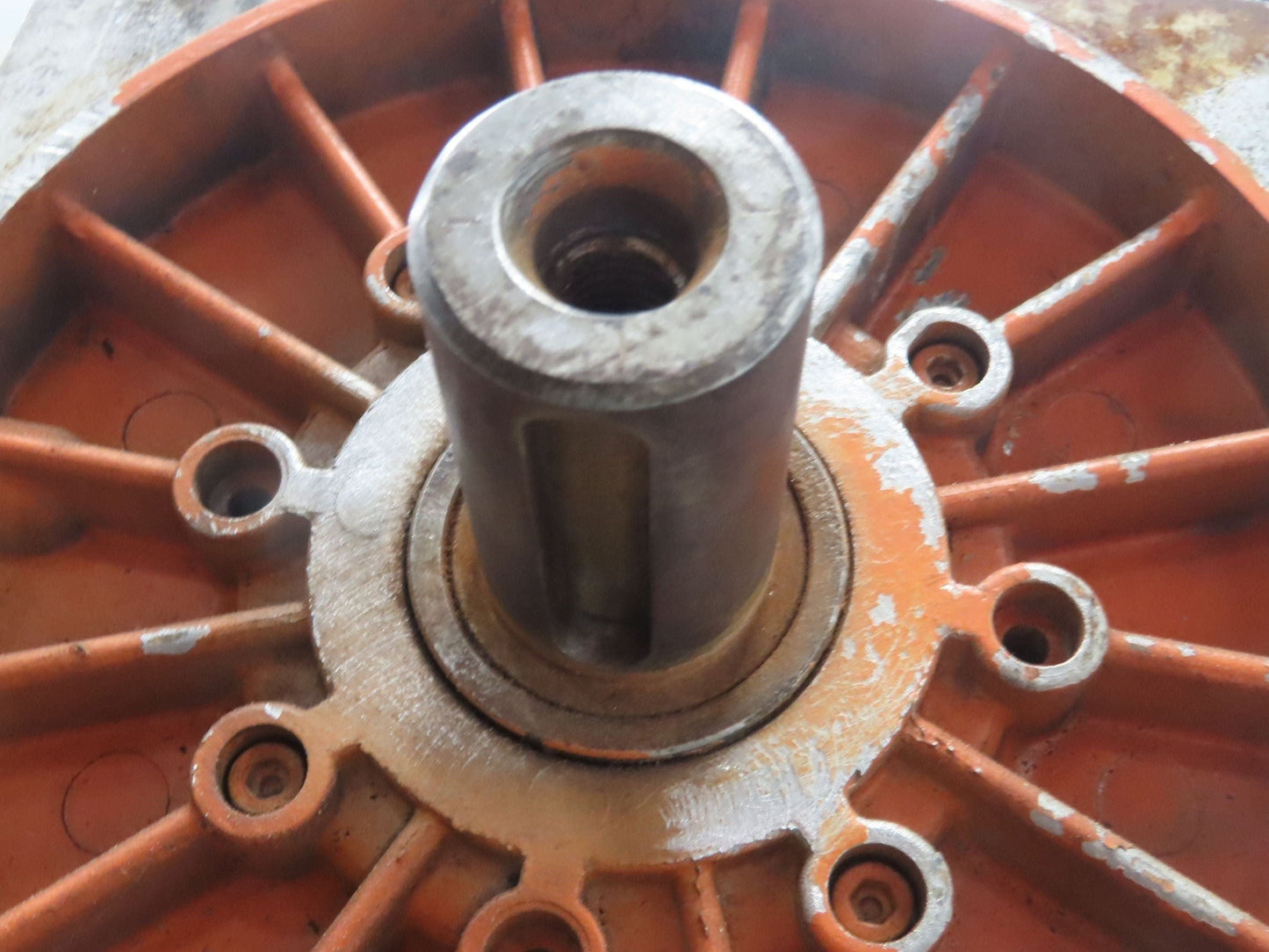 Cincinnati Milacron 1 HU3106-0AD01-Z Permanent Magnet DC Servo Motor IEC 100