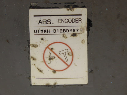 Yaskawa Electric USADED-13YRW11 AC Servo Motor UTMAH-B12BDYR7 Encoder