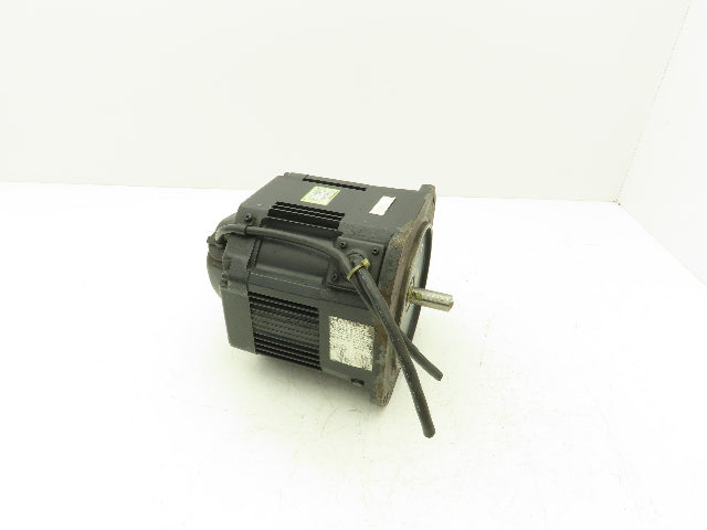 Yaskawa Electric USADED-13YRW11 AC Servo Motor UTMAH-B12BDYR7 Encoder