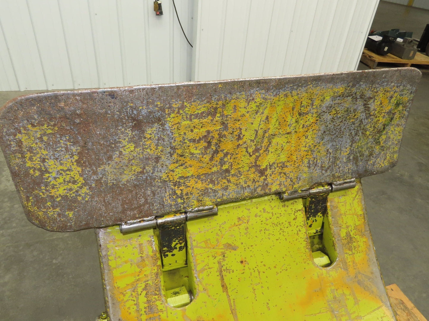 Cascade 40D Paper Roll Clamp 4000LB Fork Lift Truck Clamping Attachment Class 2