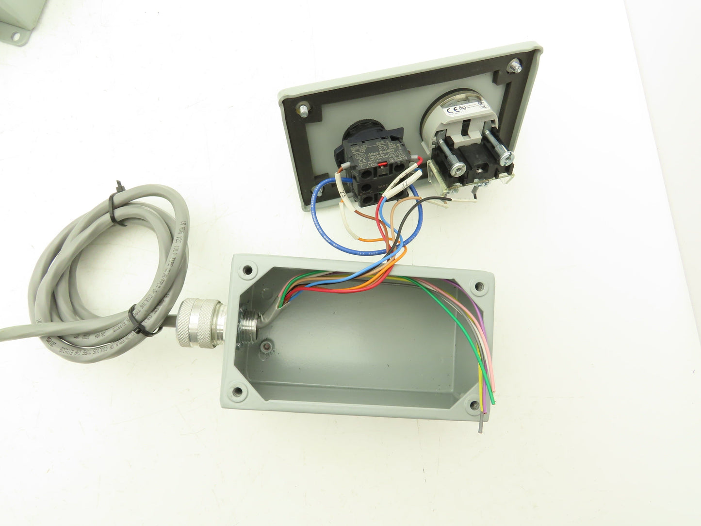 Hoffman E2PBG Electrical Enclosure Emergency Stop Key to Reset ONE KEY Lot of 2