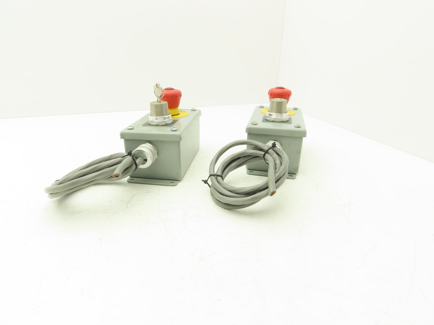 Hoffman E2PBG Electrical Enclosure Emergency Stop Key to Reset ONE KEY Lot of 2
