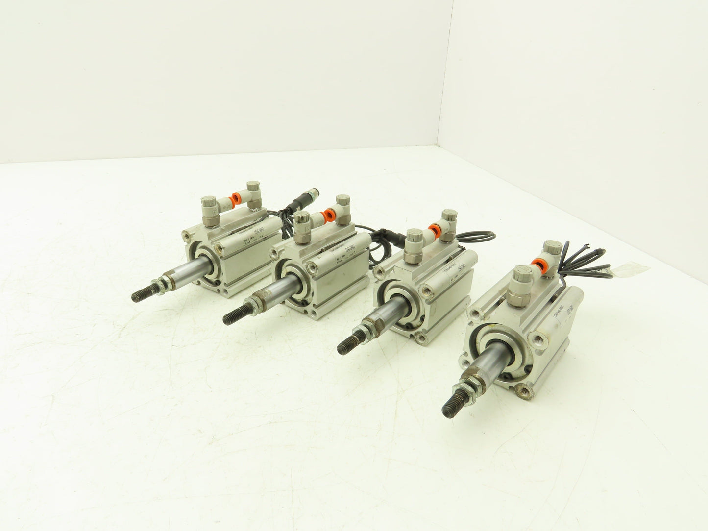 SMC CDQ2A40-30DZ Pneumatic Cylinder Lot of 4