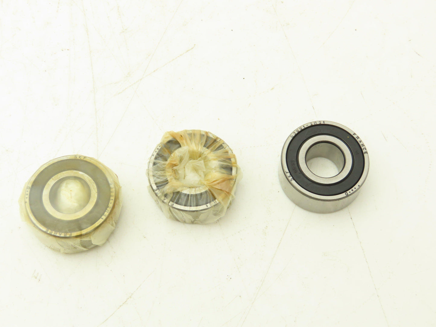 SKF 63001-2RS1 Cylindrical Roller Bearing 12mm ID 28mm OD 12mm W Lot of 3