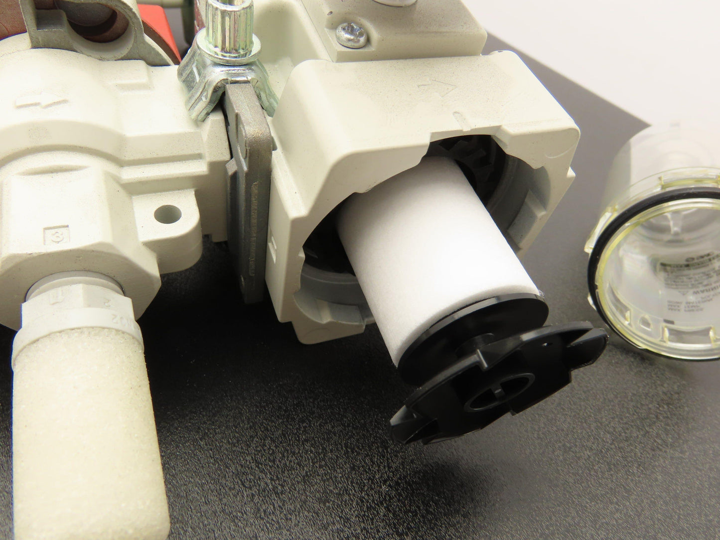 SMC VHS30-N03B-Z Regulator Filter Valve Gauge Muffler Assembly Lot of 2