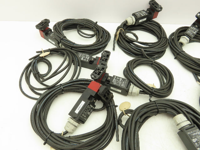 Omron D4NS-2DF Safety Door Switch 3A 240VAC/0.27A 250VDC Lot of 13