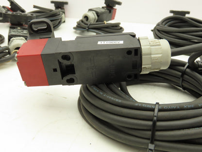 Omron D4NS-2BF Safety Door Switch 3A 240VAC/0.27A 250VDC Lot of 11