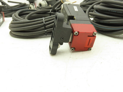 Omron D4NS-2BF Safety Door Switch 3A 240VAC/0.27A 250VDC Lot of 11