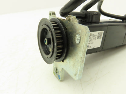Yaskawa SGMAV-01ANA-YR12 AC Servo Motor 0.318Nm 100W 200vAC 3Ph 3000rpm