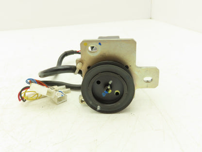 Yaskawa SGMAV-01ANA-YR13 AC Servo Motor 0.318Nm 100W 200vAC 3Ph 3000rpm