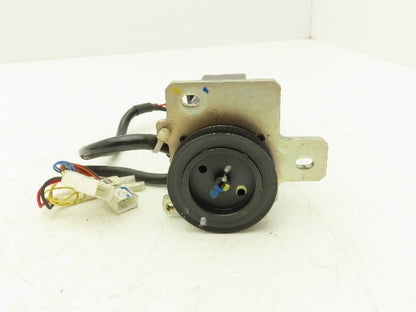 Yaskawa SGMAV-01ANA-YR13 AC Servo Motor 0.318Nm 100W 200vAC 3Ph 3000rpm