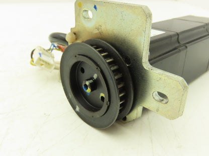 Yaskawa SGMAV-01ANA-YR13 AC Servo Motor 0.318Nm 100W 200vAC 3Ph 3000rpm