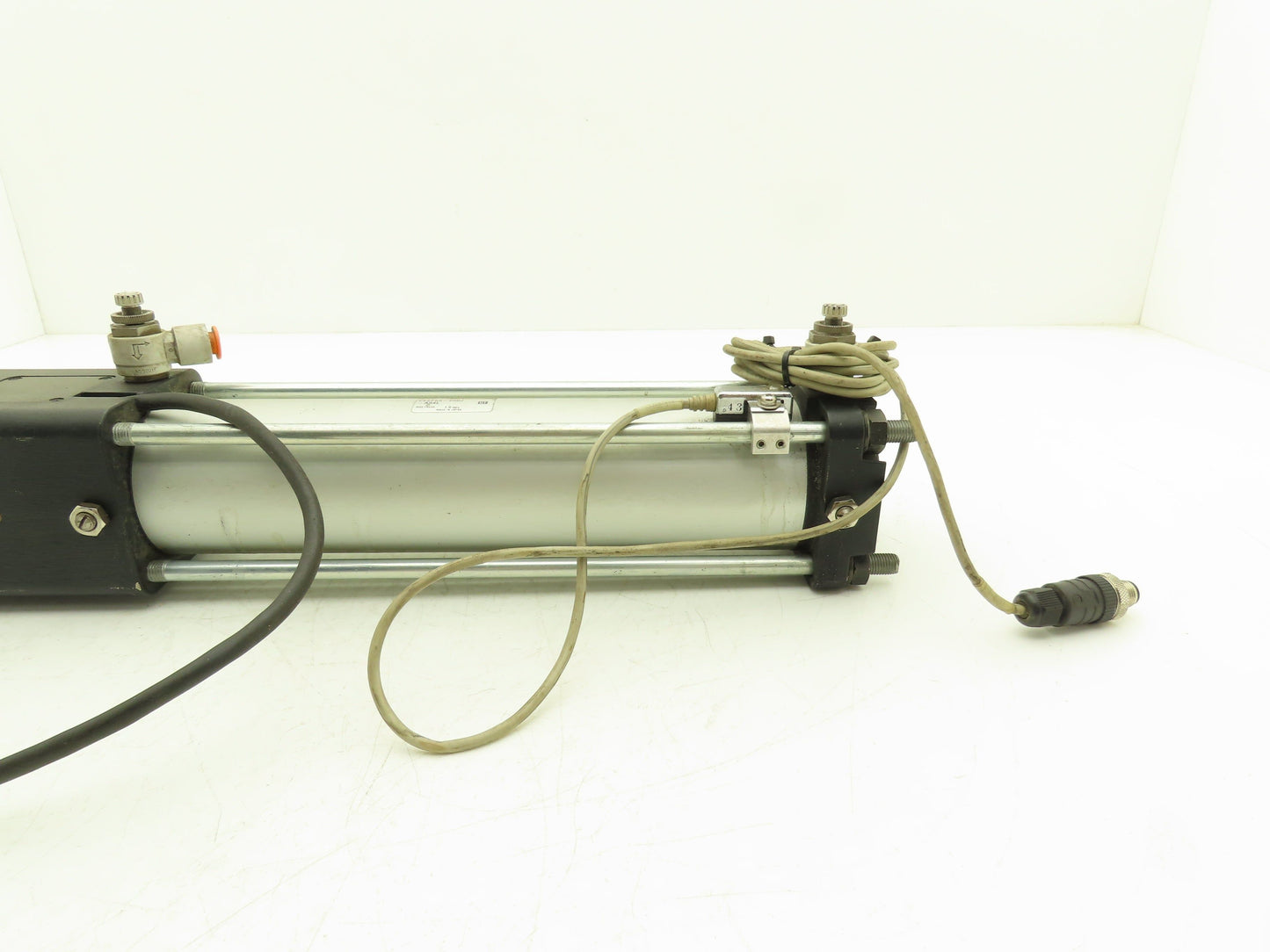 SMC CE2F63-250J-A54L Pneumatic Cylinder 63mm Bore 250mm Stroke 20mm Rod