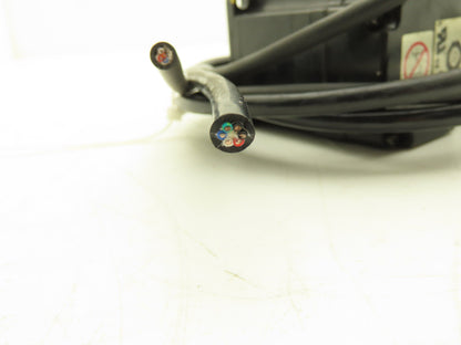 Yaskawa SGMAS-02A2A21 AC Servo Motor 200VAC 1.9 Amp 14mm shaft