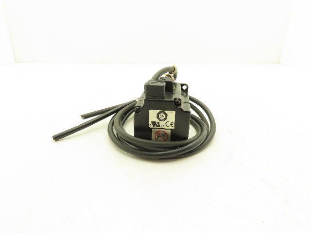 Yaskawa SGMAS-02A2A21 AC Servo Motor 200VAC 1.9 Amp 14mm shaft