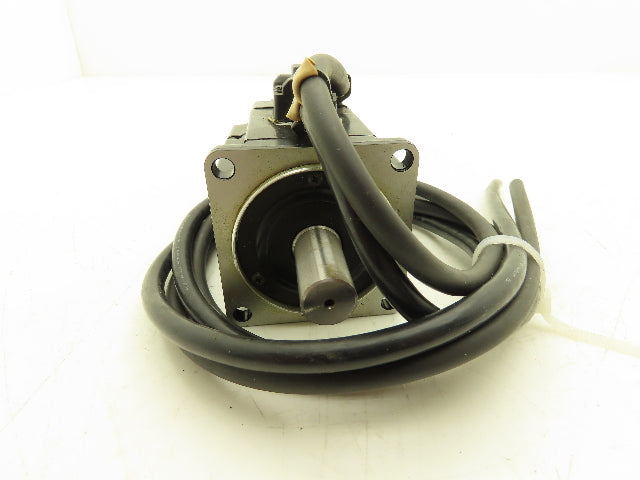 Yaskawa SGMAS-02A2A21 AC Servo Motor 200VAC 1.9 Amp 14mm shaft