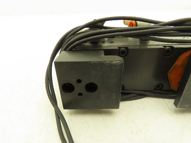 PHD GRC141-2-2001 Pneumatic Gripper 87PSI 40mm Bore 209lbs Grip Force