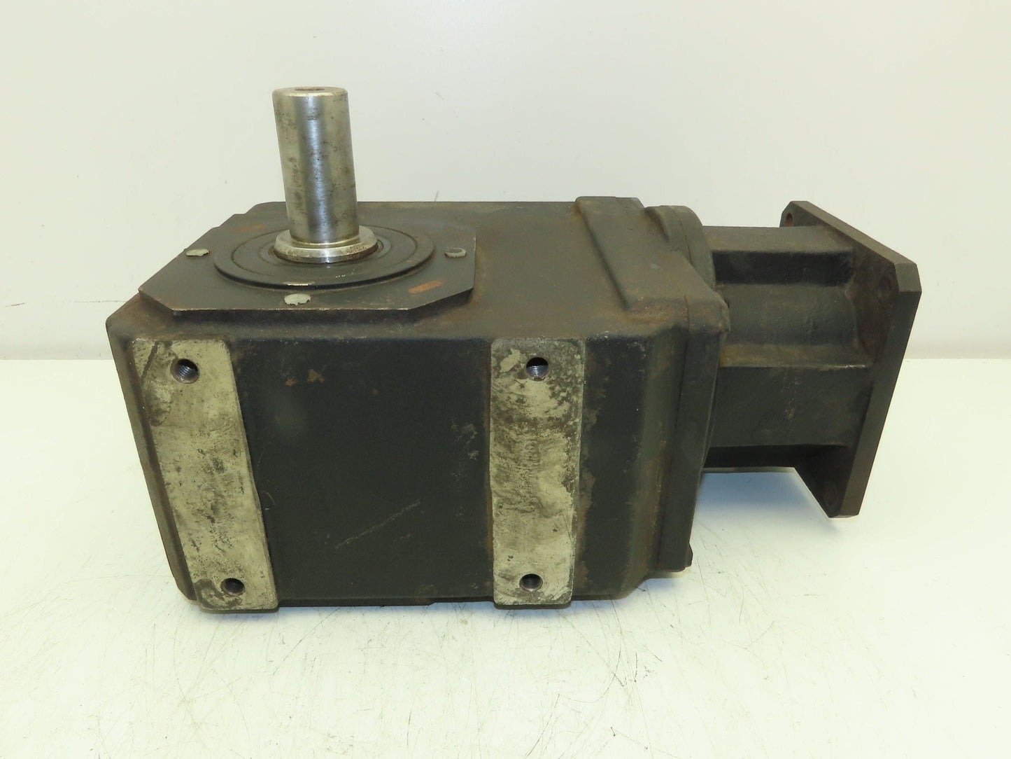 Stober K302VG0084MQ20 Servo Gearbox 8.4:1 Precision Gearhead Reducer LH Output