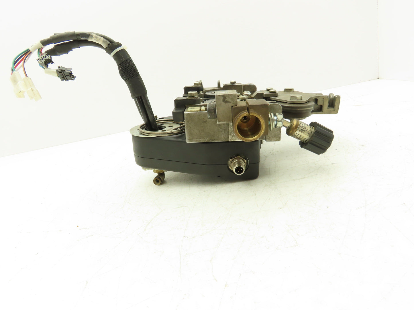 Yaskawa Motorized Wire Feed 0.6-1.6mm Wire Enclosed Motor