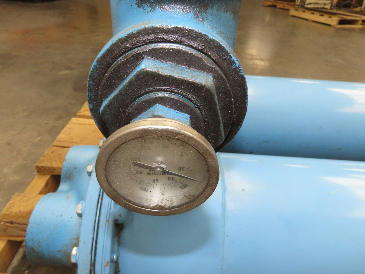 American Industrial AB-1606-D4-FP Oil Cooler Shell & Tube Heat Exchanger 4-Pass