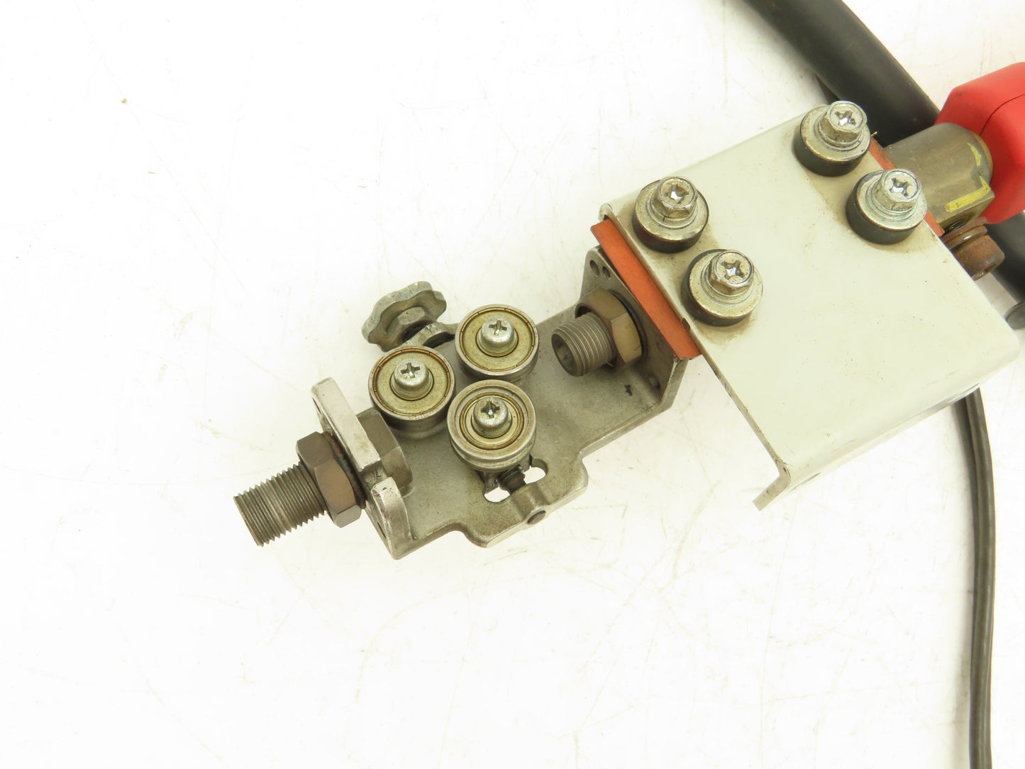 Yaskawa Welding Robot Tip Mount Servo Motor Cable Wire Feed