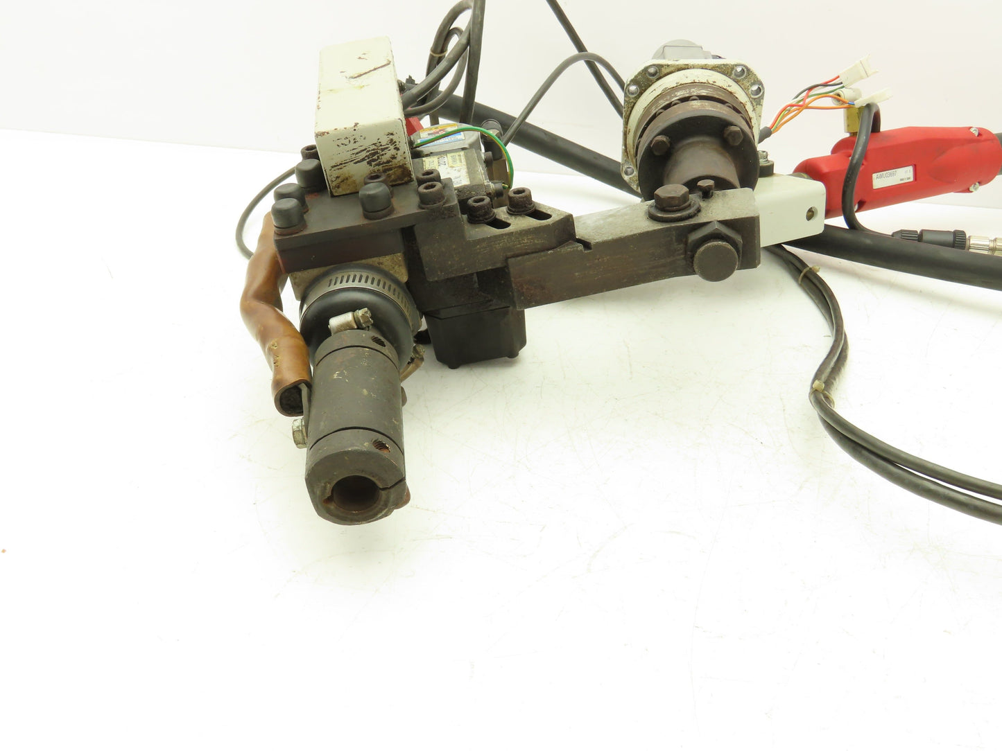 Yaskawa Welding Robot Tip Mount Servo Motor Cable Wire Feed