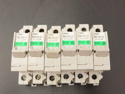 IDEC NC1V-1100 Circuit Breaker 2A 3A 220vAC/65vDC 1-Pole Lot of 12