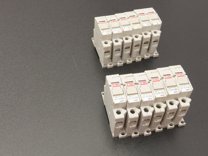 IDEC NC1V-1100 Circuit Breaker 2A 3A 220vAC/65vDC 1-Pole Lot of 12