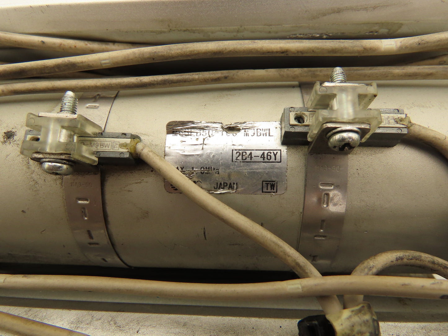 SMC MGGLB50-100-M9BWL Pneumatic External Guided Cylinder 50mm Bore 100mm Stroke