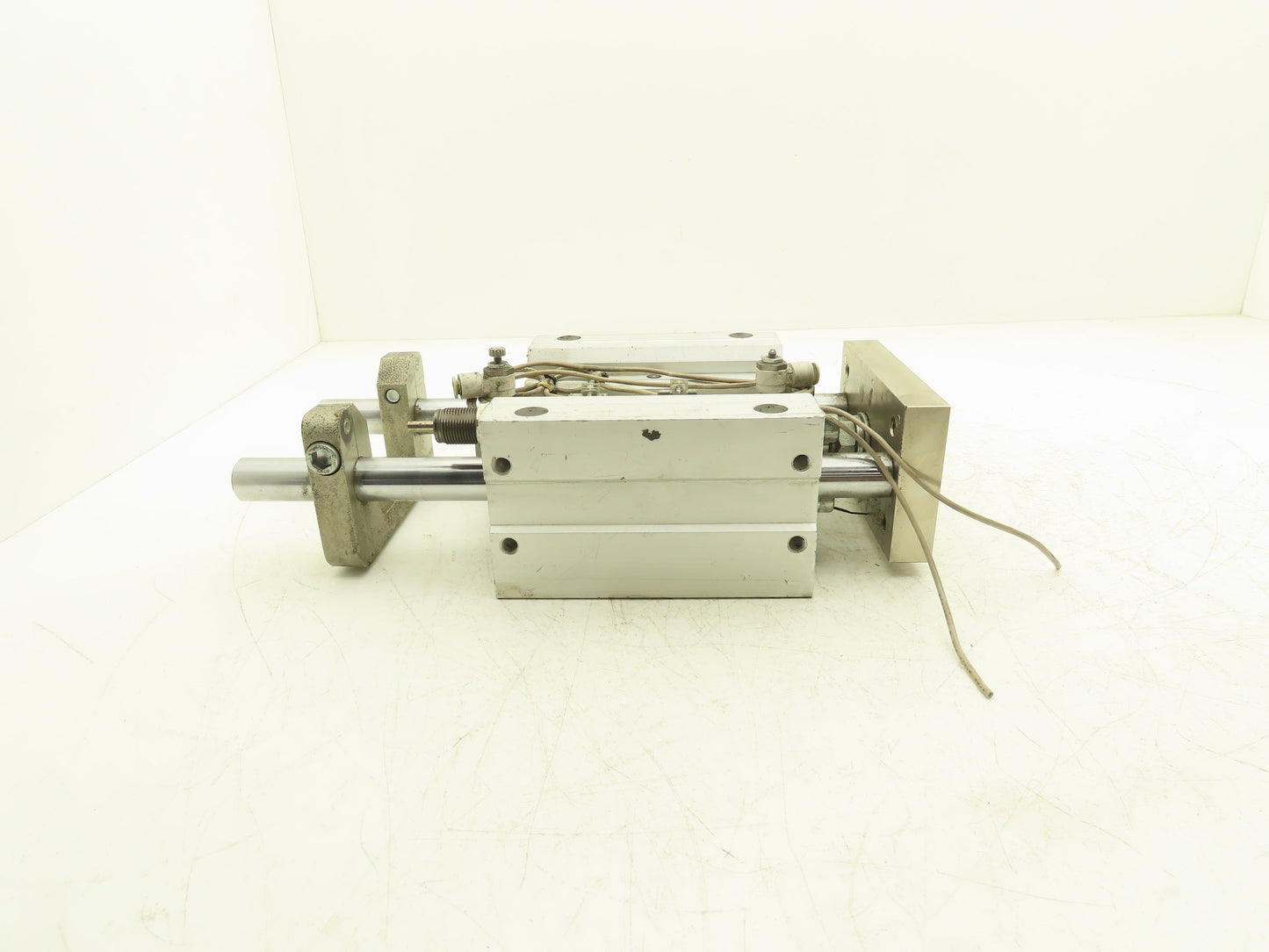 SMC MGGLB50-100-M9BWL Pneumatic External Guided Cylinder 50mm Bore 100mm Stroke