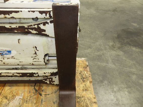 Cascade 35D-FP-03A Fork Positioner Forklift Attachment 3500lbs 42" Forks 69" OD