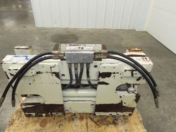 Cascade 35D-FP-03A Fork Positioner Forklift Attachment 3500lbs 42" Forks 69" OD