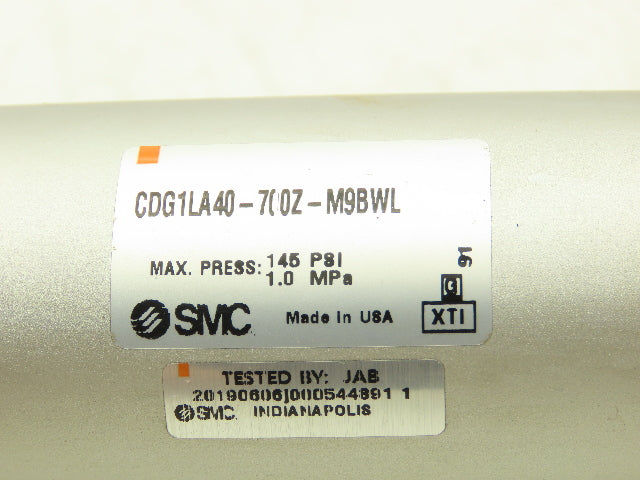 SMC CDG1LA40-700Z-M9BWL Pneumatic Cylinder 40mm Bore 700mm Stroke 16mm Rod