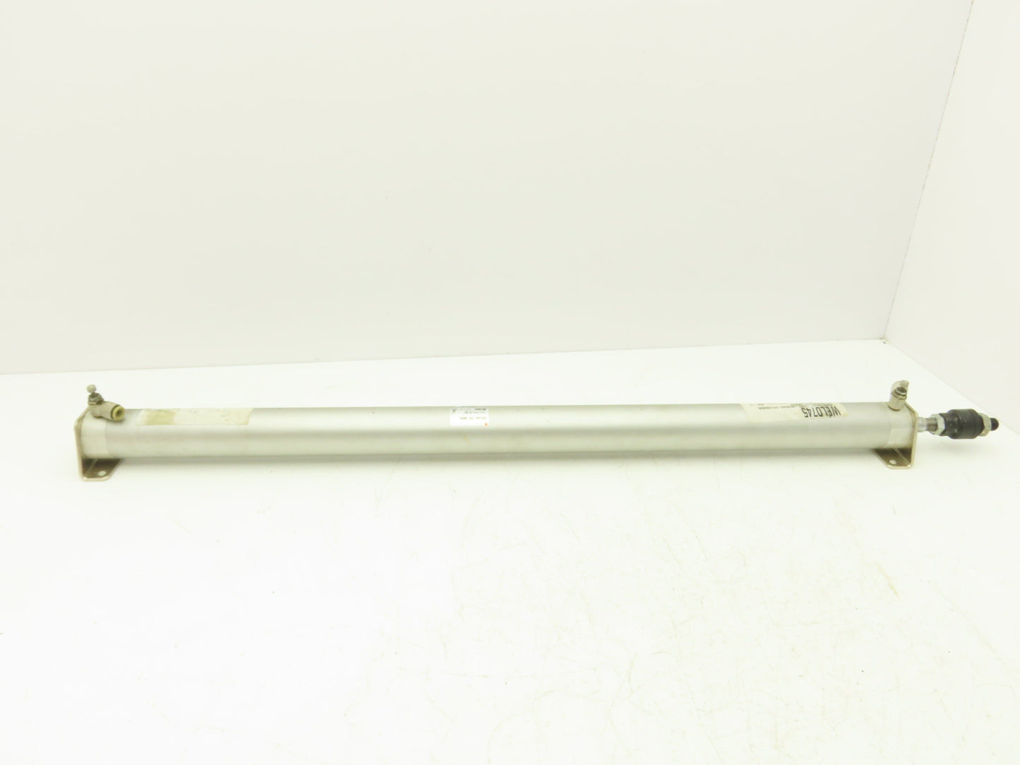 SMC CDG1LA40-700Z-M9BWL Pneumatic Cylinder 40mm Bore 700mm Stroke 16mm Rod