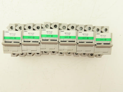 IDEC NC1V-2100 Circuit Breaker 2-Pole 220vAC/125vDC 5A 10A 20A Lot of 14