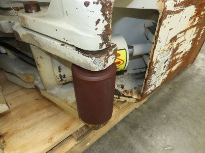 Cascade 77F Paper Roll Clamp 7700LB Fork Lift Truck Clamping Attachment Class 3