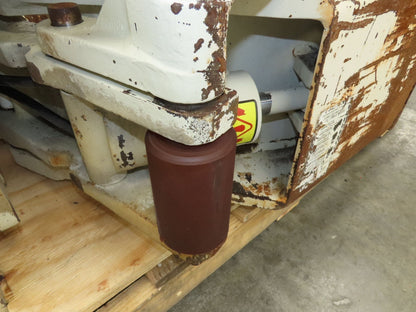 Cascade 77F Paper Roll Clamp 7700LB Fork Lift Truck Clamping Attachment Class 3