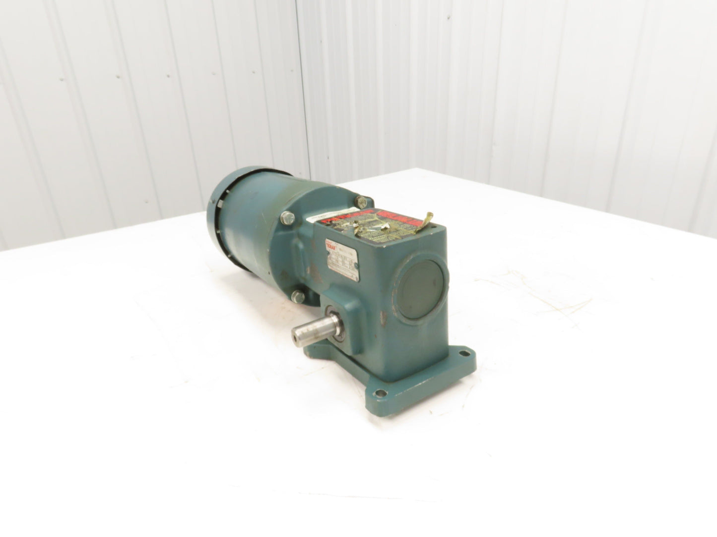 Leeson 121067.00 Gearmotor 10:1 Tigear Reducer 1Hp 230/460V 3PH 143TC RH MR94759