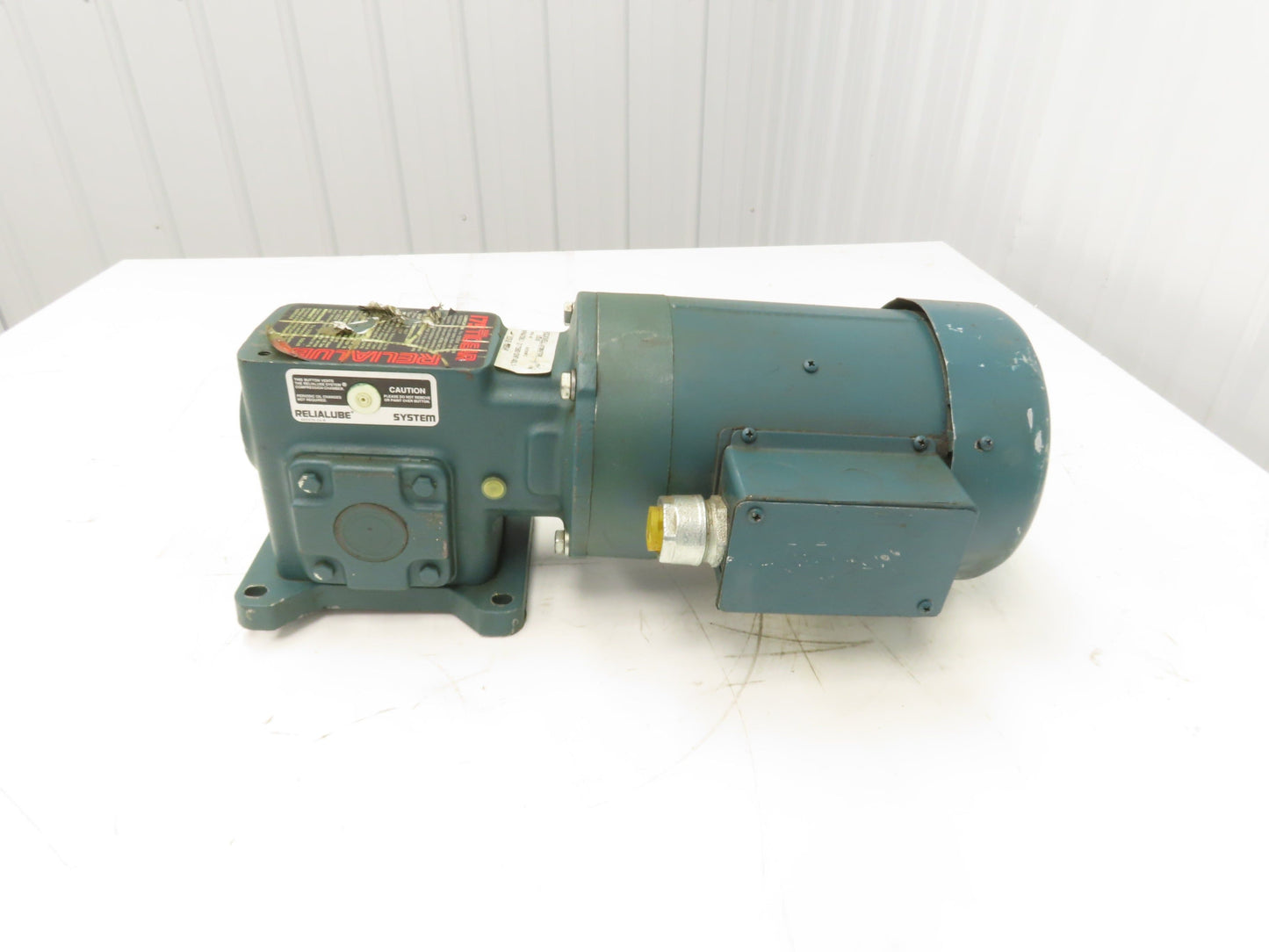 Leeson 121067.00 Gearmotor 10:1 Tigear Reducer 1Hp 230/460V 3PH 143TC RH MR94759